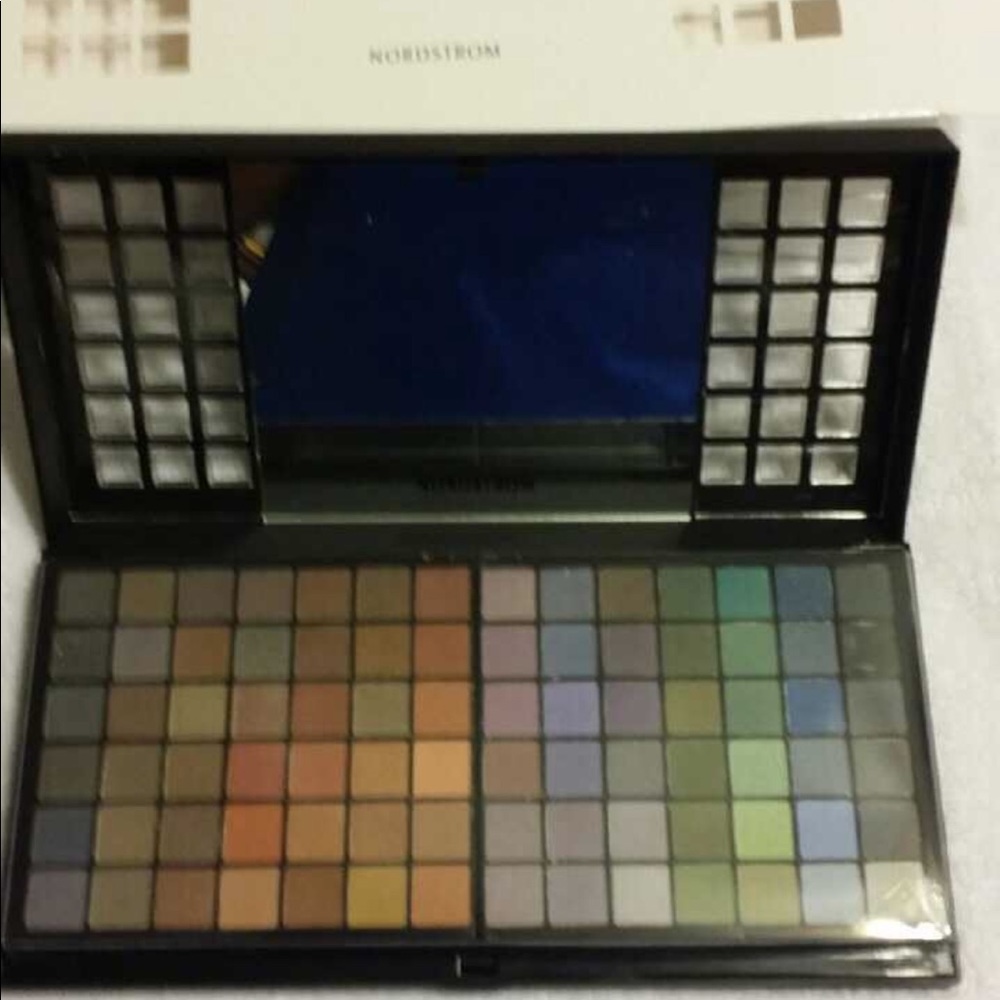🔥SALE🔥 SaleVintage Nordstrom Color Pallette - Picture 2 of 4